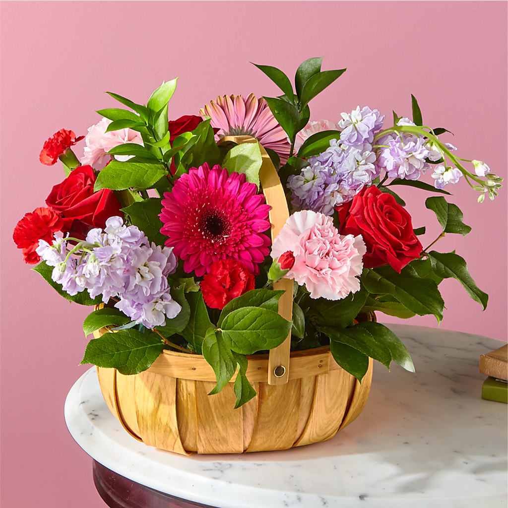 Pink Picnic Basket – Abc Florist, Mullens WV