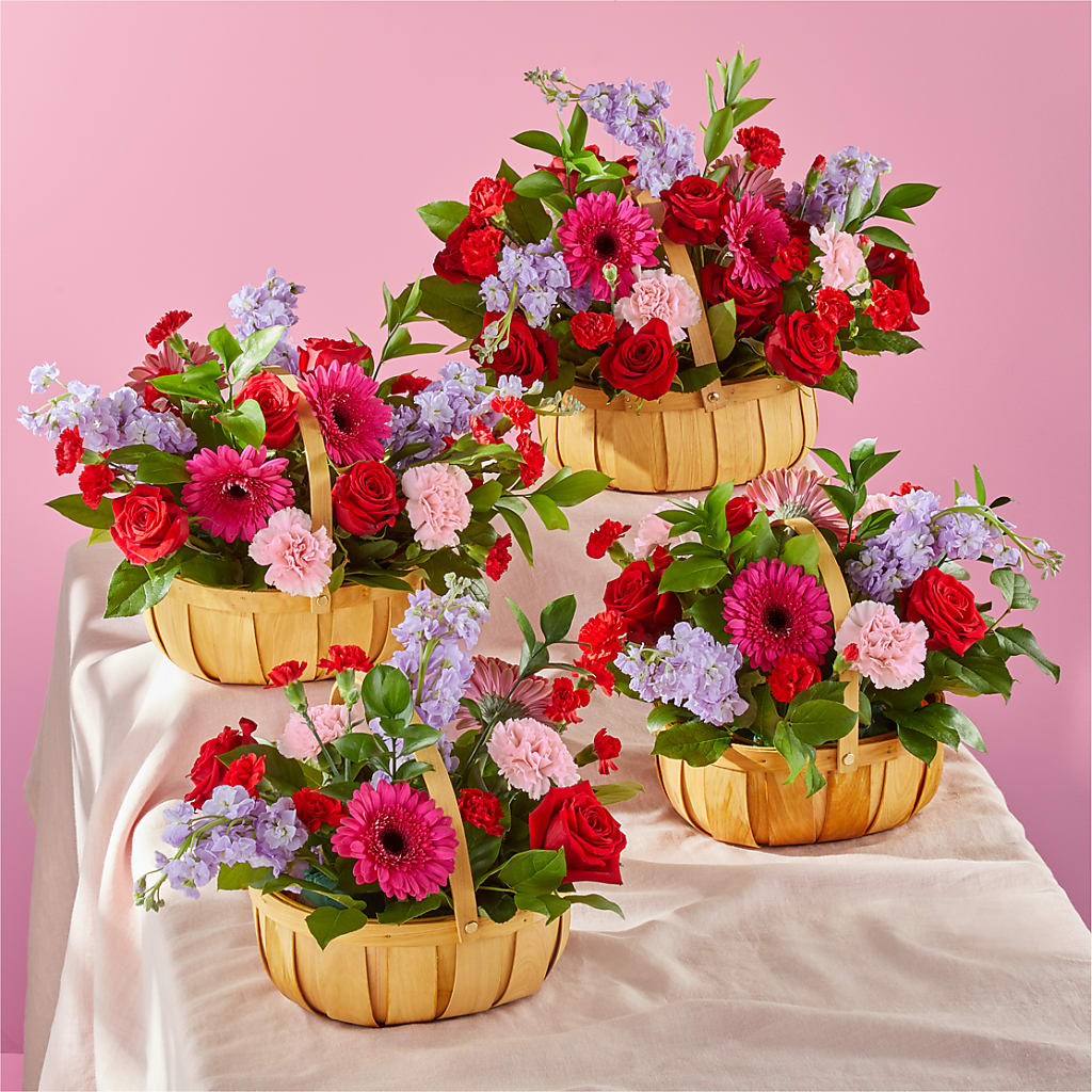 Pink Picnic Basket – Abc Florist, Mullens WV