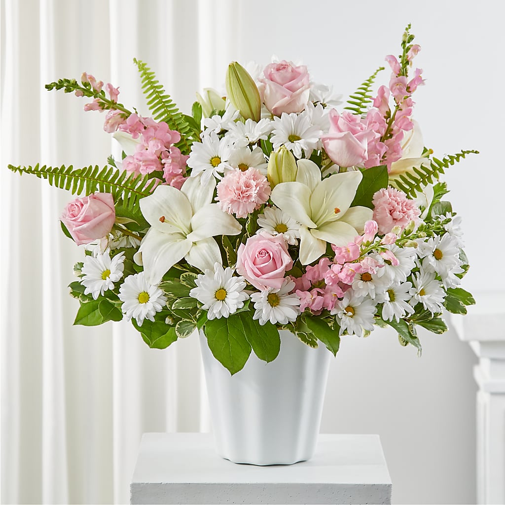 Soft Touch Tabletop Basket – Abc Florist, Mullens WV