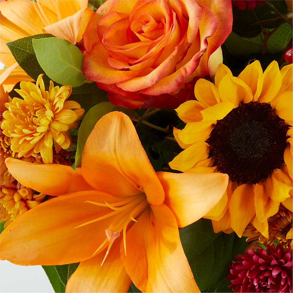 Grateful Centerpiece –  Abc Florist, Mullens WV