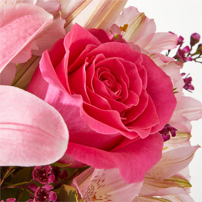 Lucky in Love Bouquet –  Abc Florist, Mullens WV